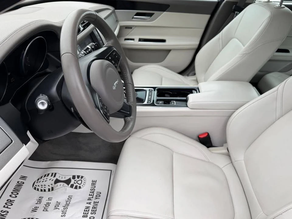 2017 Jaguar X260 XF - Image 7 of 16