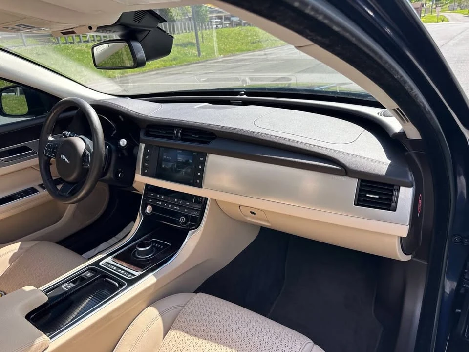 2017 Jaguar X260 XF - Image 18 of 20