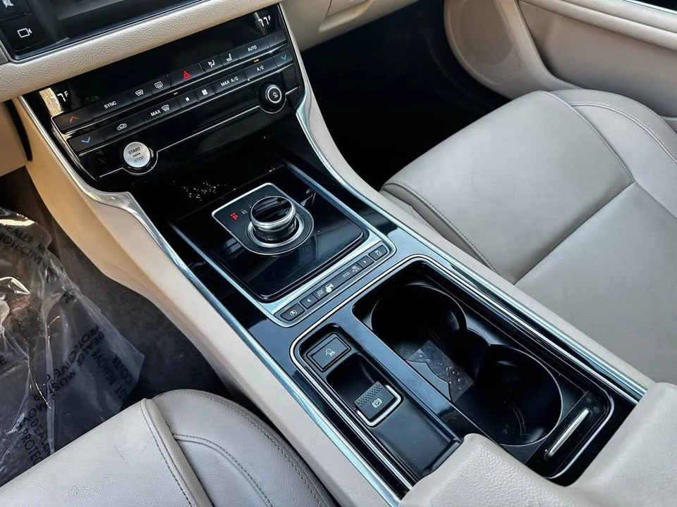 2017 Jaguar X260 XF - Image 20 of 20