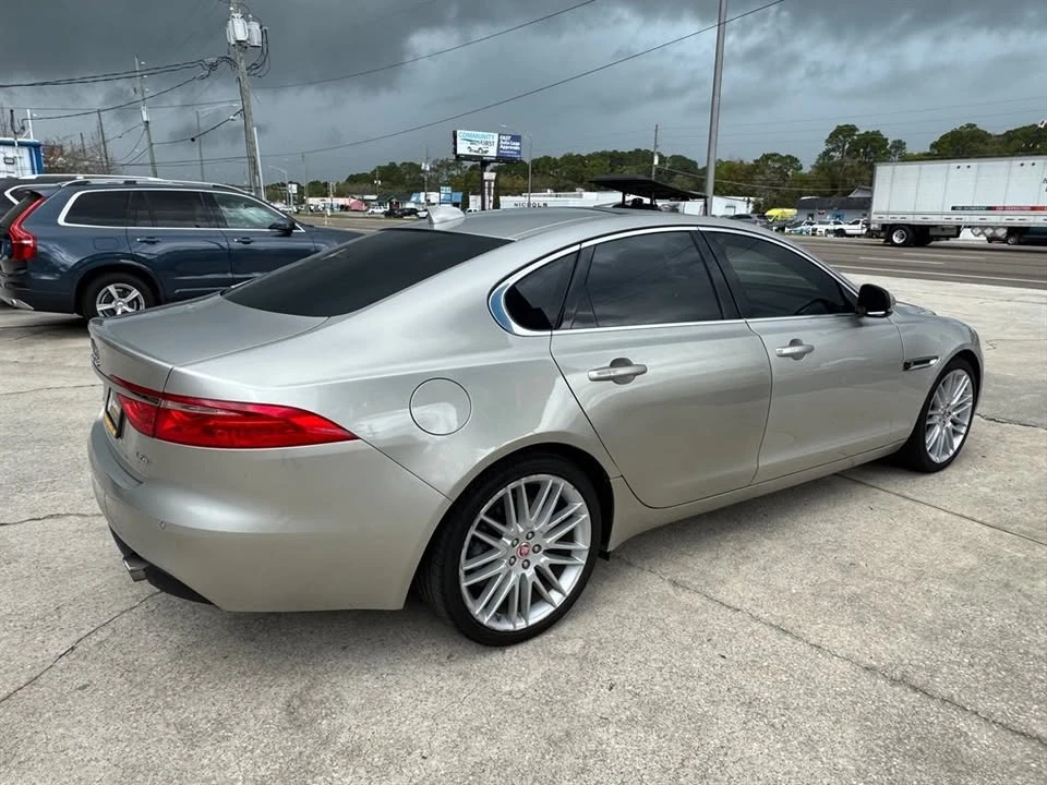 2017 Jaguar X260 XF - Image 5 of 13