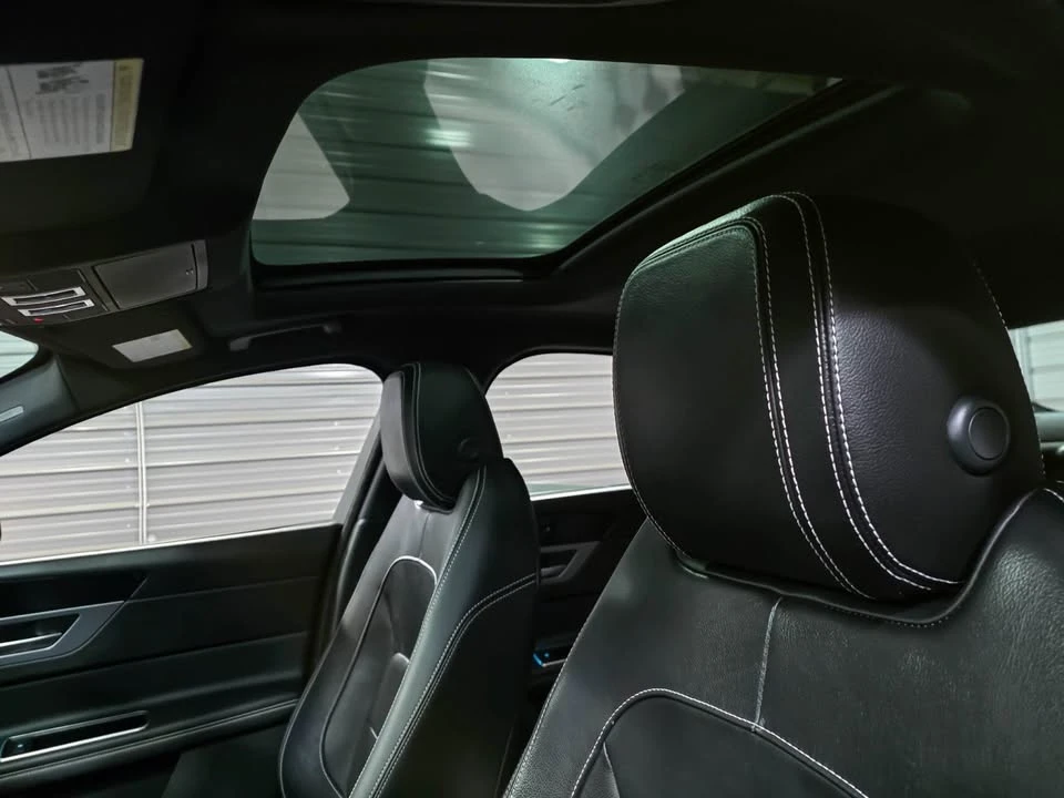 2017 Jaguar X260 XF - Image 13 of 18