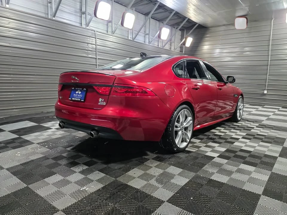 2017 Jaguar X260 XF - Image 3 of 18