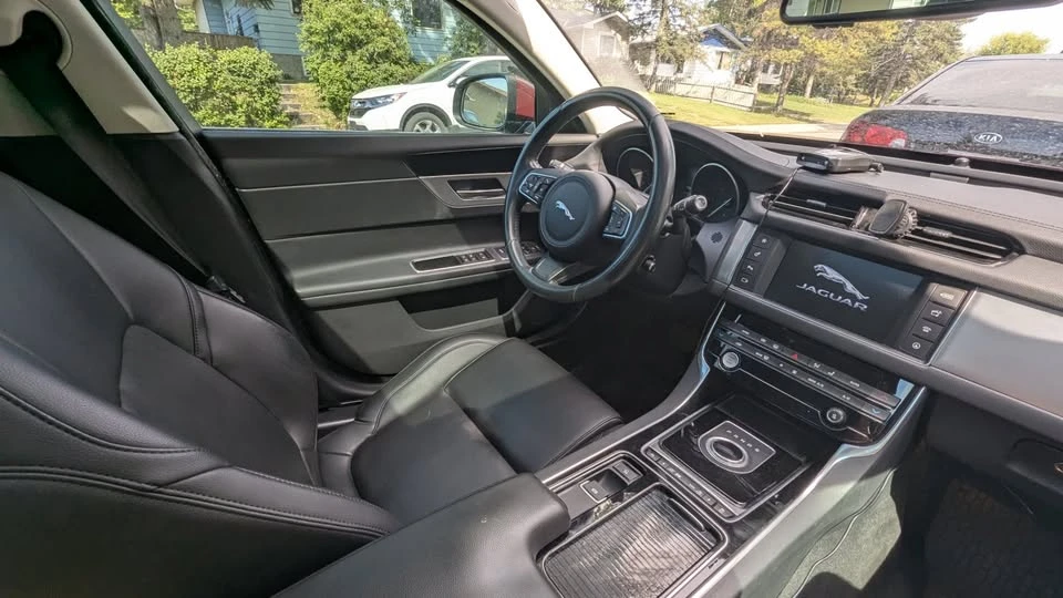 2017 Jaguar X260 XF - Image 3 of 7