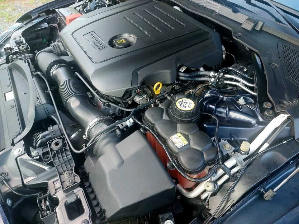 2017 Jaguar X260 XF - Image 7 of 12