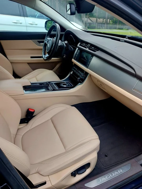 2017 Jaguar X260 XF - Image 11 of 12