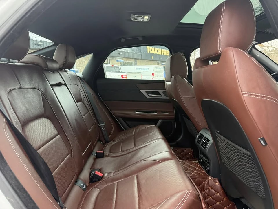 2017 Jaguar X260 XF - Image 14 of 20