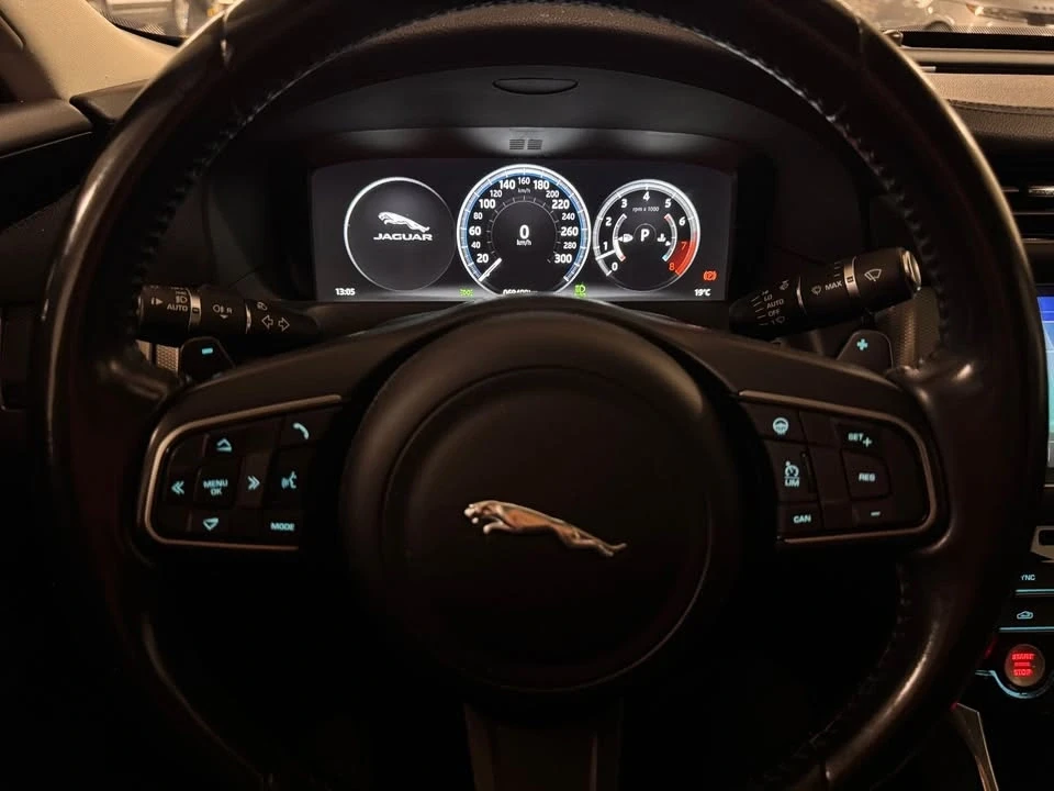 2017 Jaguar X260 XF - Image 14 of 20
