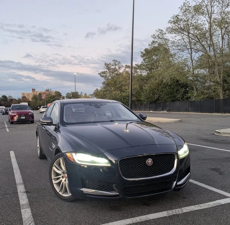 2017 Jaguar X260 XF - Image 8 of 16