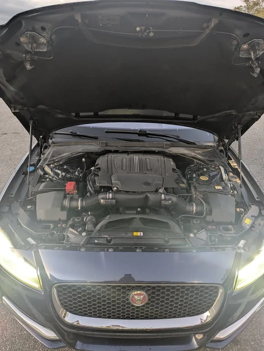 2017 Jaguar X260 XF - Image 15 of 16