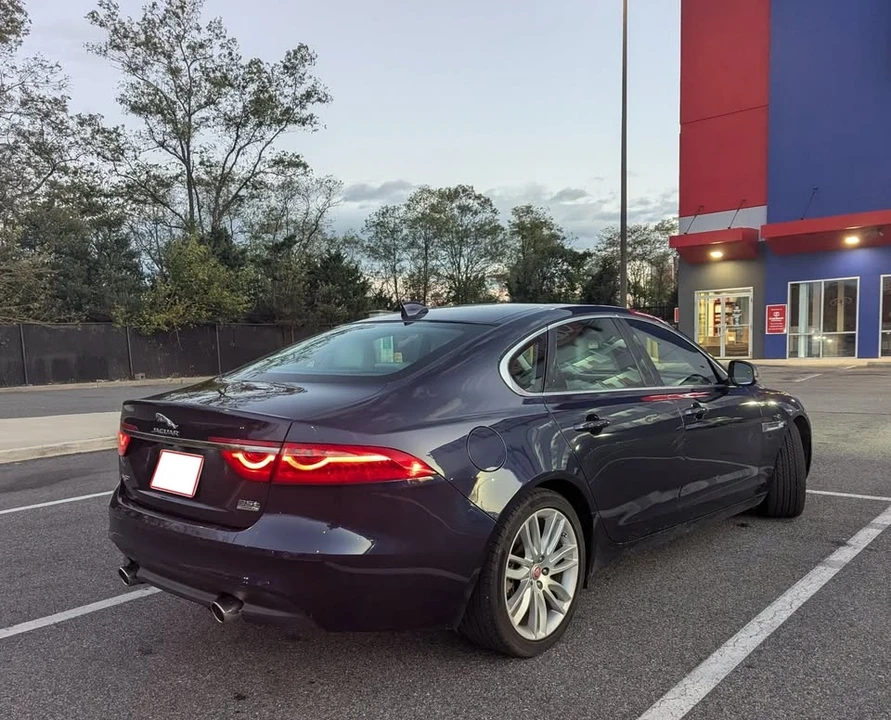2017 Jaguar X260 XF - Image 5 of 16