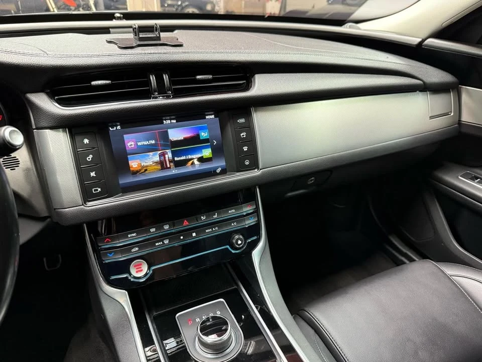 2017 Jaguar X260 XF - Image 18 of 20