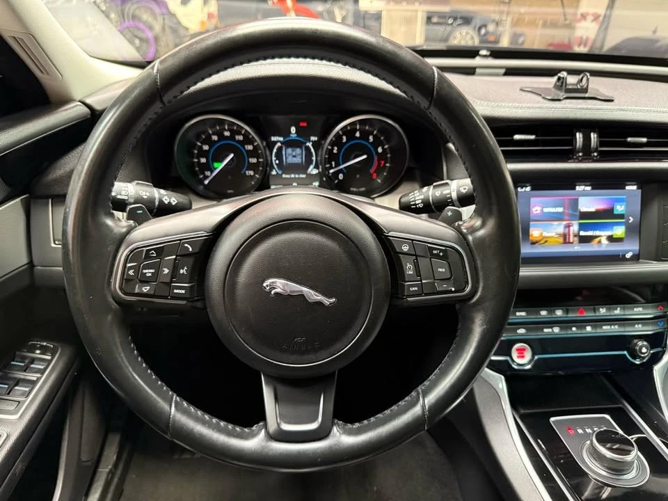 2017 Jaguar X260 XF - Image 12 of 20