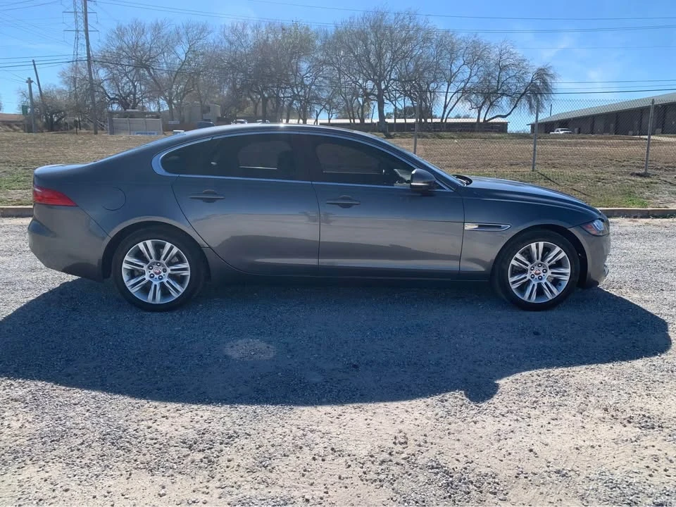 2017 Jaguar X260 XF - Image 2 of 6