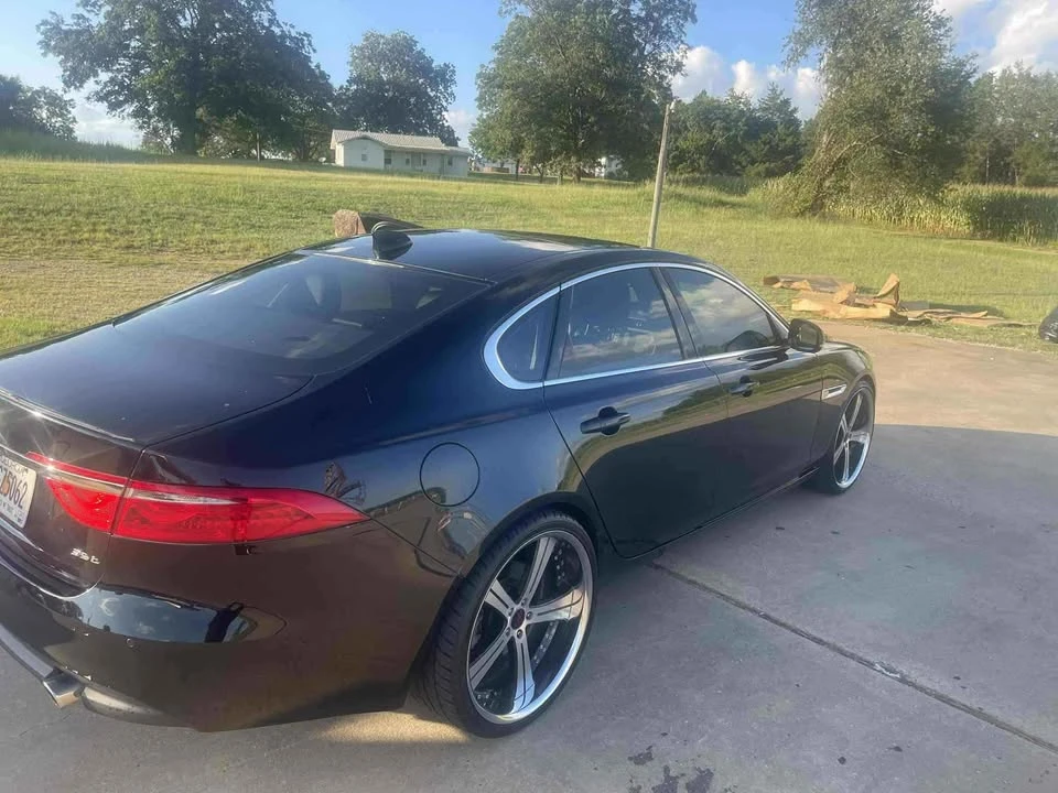 2017 Jaguar X260 XF - Image 4 of 6