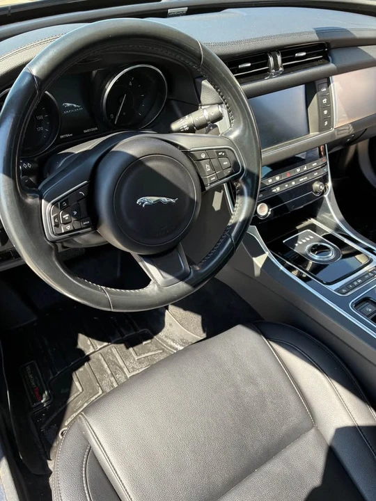 2017 Jaguar X260 XF - Image 5 of 6