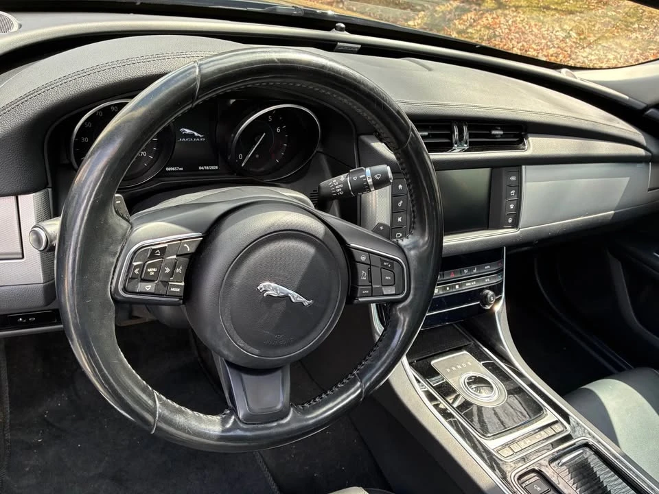 2017 Jaguar X260 XF - Image 7 of 12
