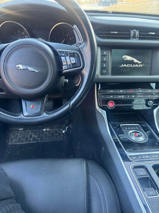 2017 Jaguar X260 XF - Image 3 of 7