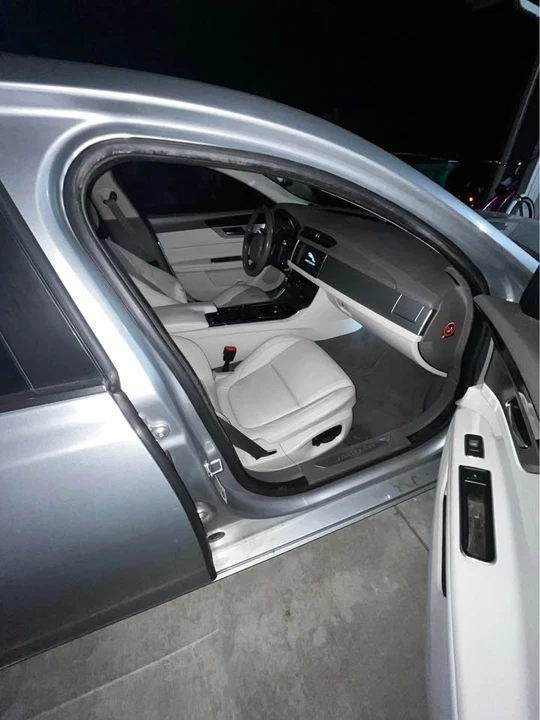 2017 Jaguar X260 XF - Image 8 of 12