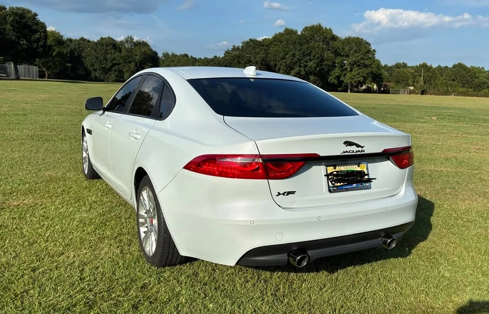 2017 Jaguar X260 XF - Image 2 of 20