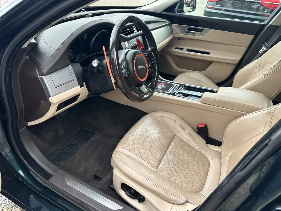 2017 Jaguar X260 XF - Image 9 of 19