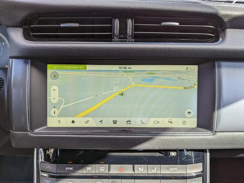 2017 Jaguar X260 XF - Image 13 of 20