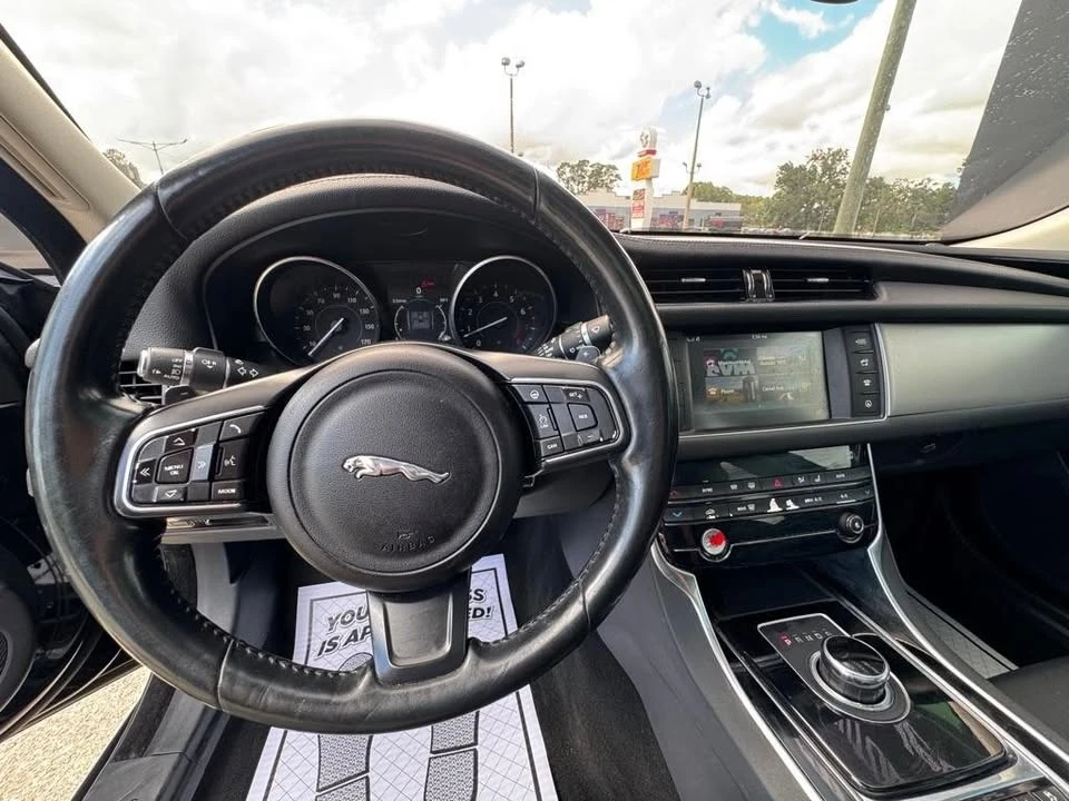 2017 Jaguar X260 XF - Image 9 of 16
