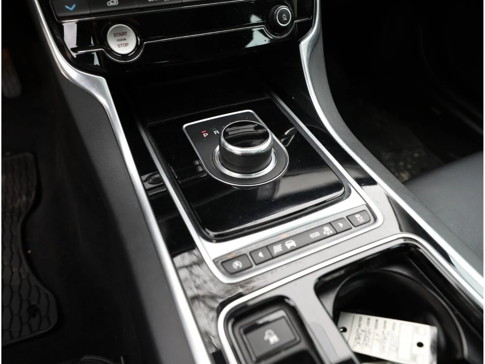 2017 Jaguar X260 XF - Image 18 of 20