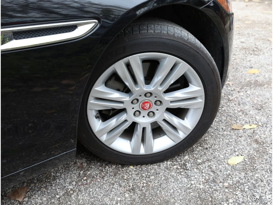 2017 Jaguar X260 XF - Image 9 of 20