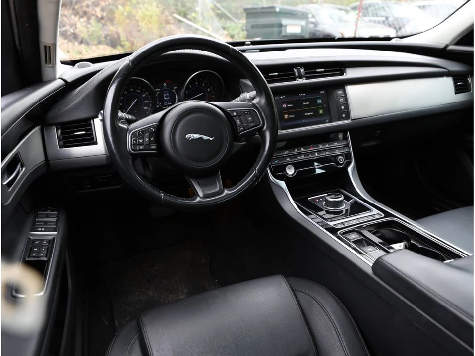 2017 Jaguar X260 XF - Image 13 of 20