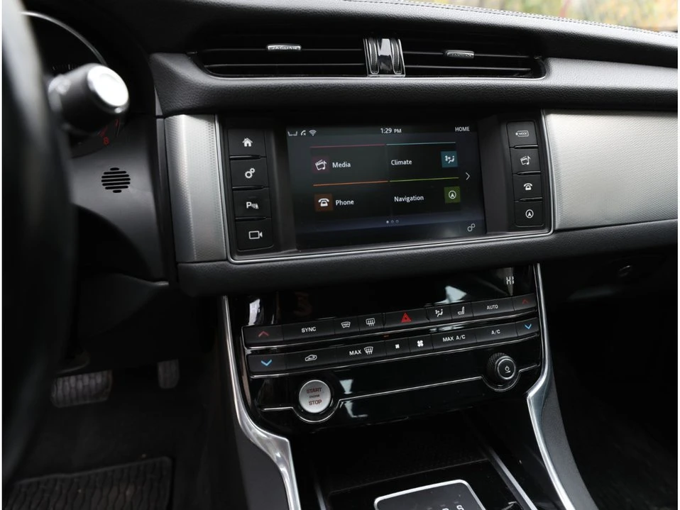 2017 Jaguar X260 XF - Image 19 of 20