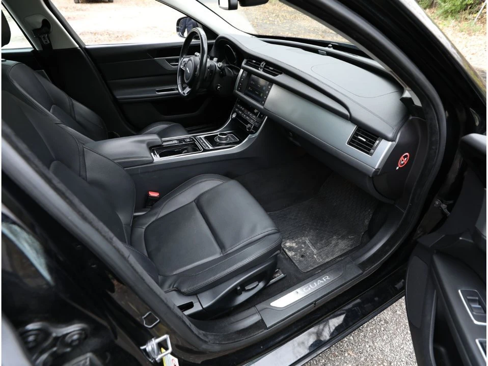 2017 Jaguar X260 XF - Image 10 of 20