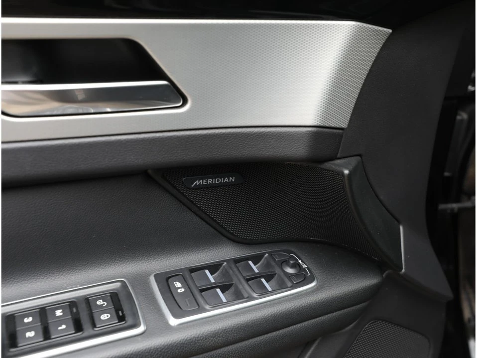 2017 Jaguar X260 XF - Image 15 of 20