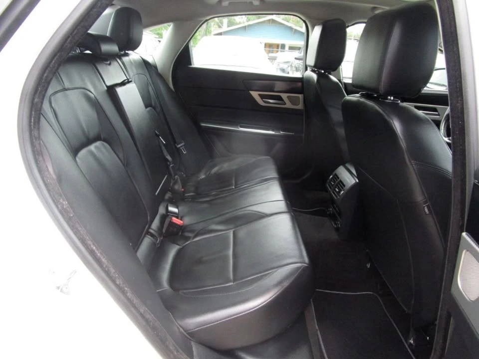 2017 Jaguar X260 XF - Image 10 of 20