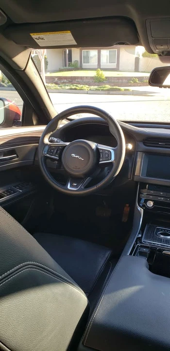2017 Jaguar X260 XF - Image 6 of 9