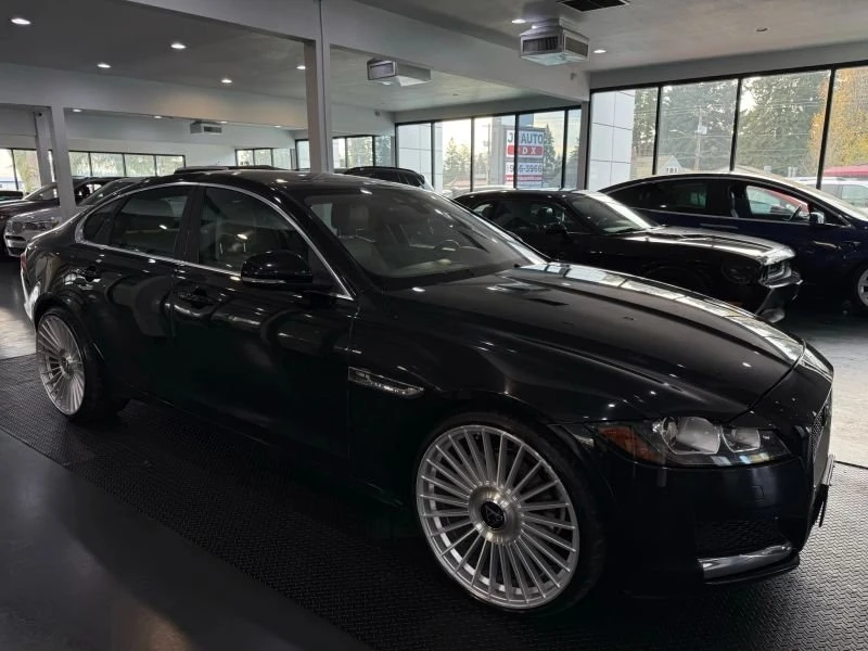 2017 Jaguar X260 XF - Image 9 of 20