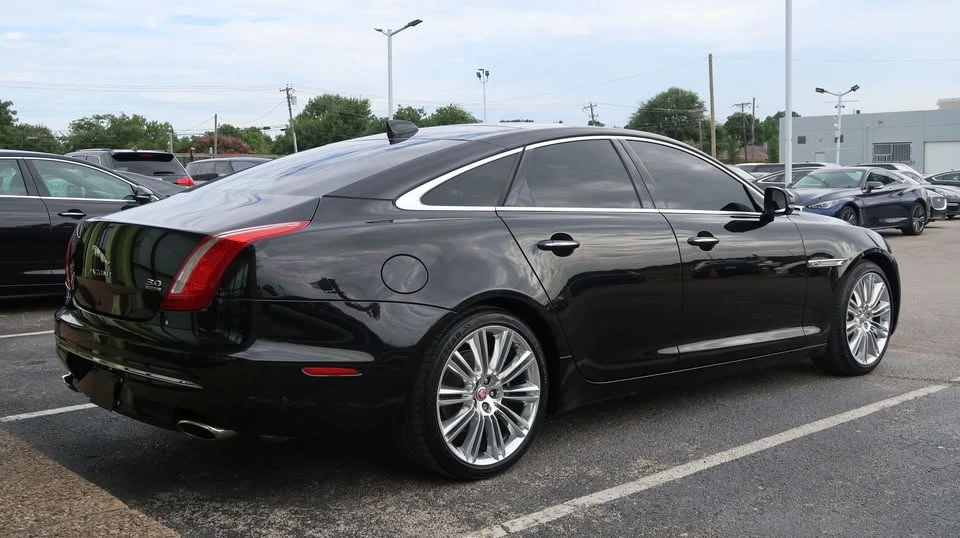 2017 Jaguar X351 XJ - Image 15 of 20