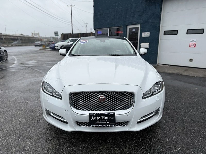 2017 Jaguar X351 XJ - Image 2 of 19