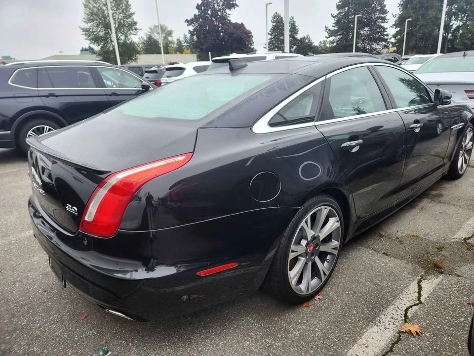2017 Jaguar X351 XJ - Image 16 of 17