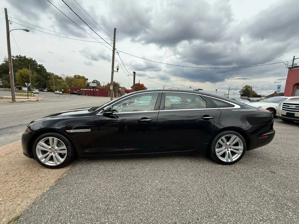 2017 Jaguar X351 XJ - Image 19 of 20