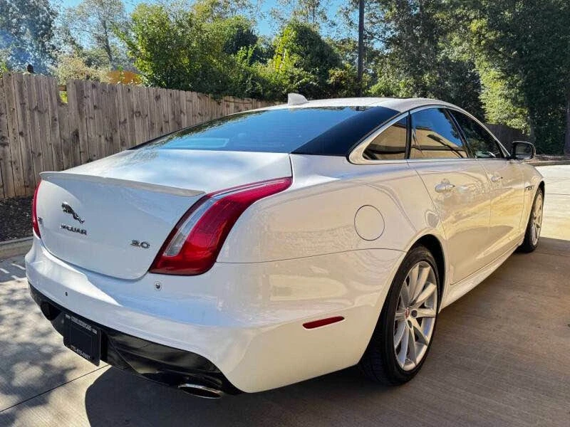2017 Jaguar X351 XJ - Image 8 of 20