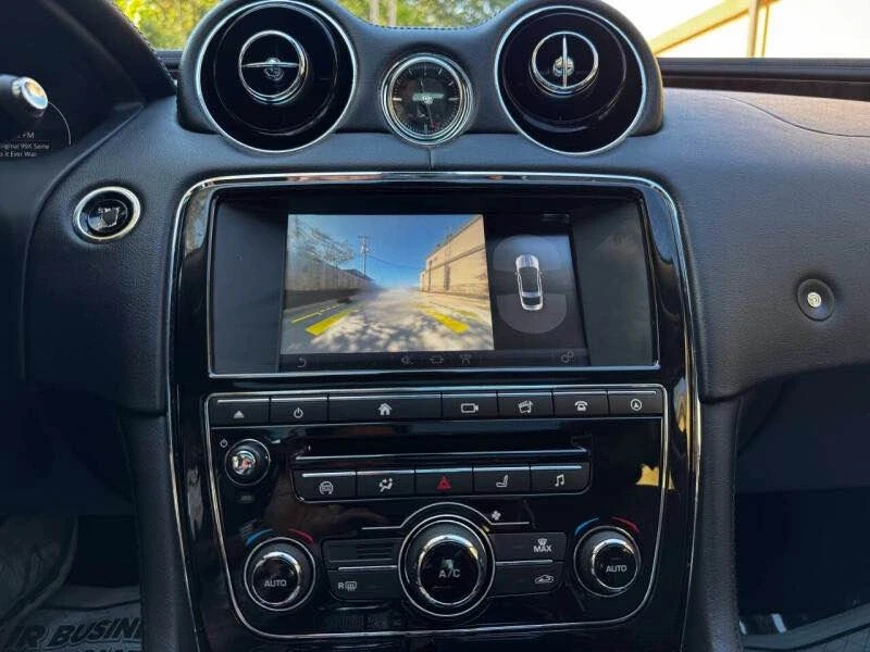 2017 Jaguar X351 XJ - Image 17 of 20