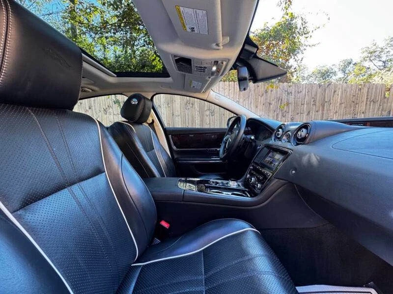 2017 Jaguar X351 XJ - Image 12 of 20