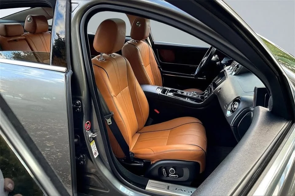 2017 Jaguar X351 XJ - Image 12 of 19