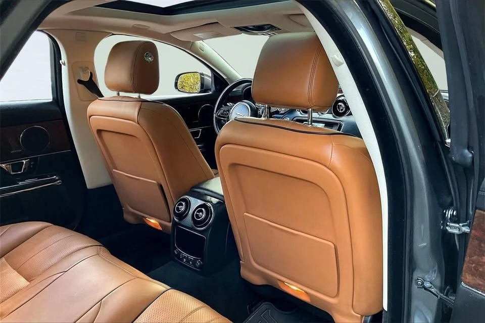 2017 Jaguar X351 XJ - Image 14 of 19