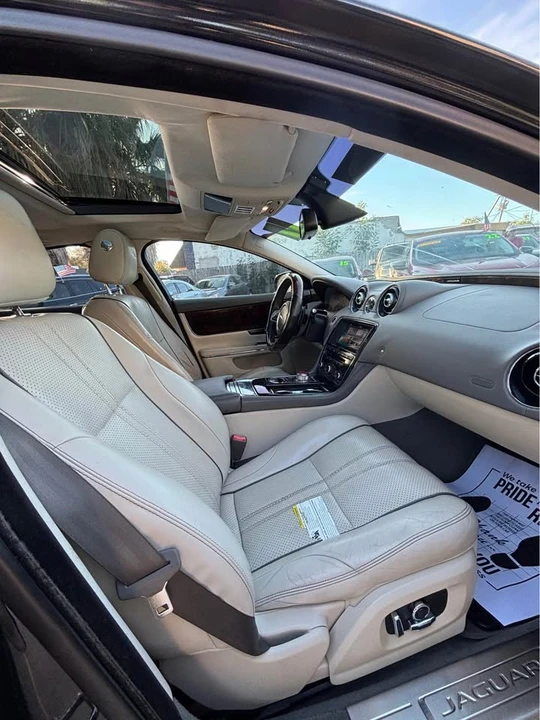 2017 Jaguar X351 XJ - Image 12 of 13