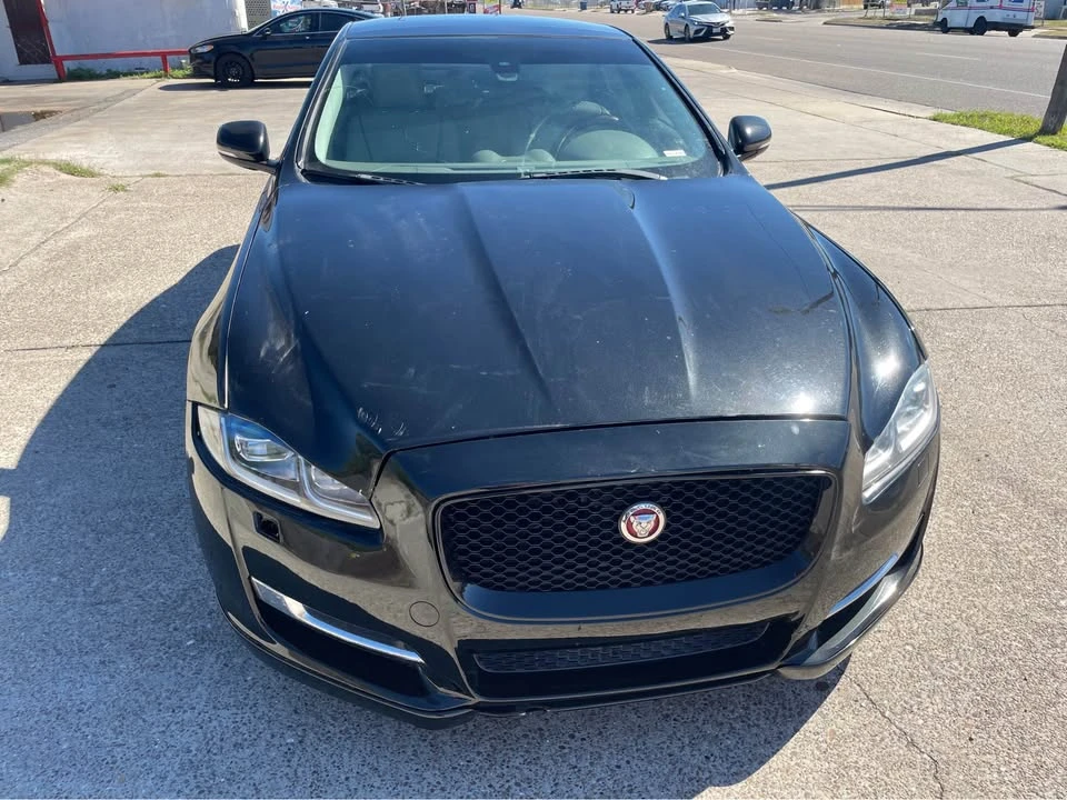2017 Jaguar X351 XJ - Image 8 of 12