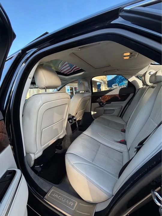2017 Jaguar X351 XJ - Image 8 of 13