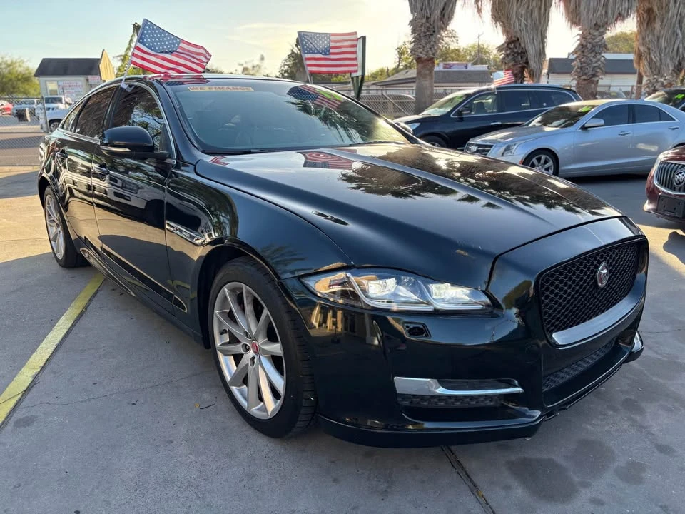 2017 Jaguar X351 XJ - Image 3 of 13