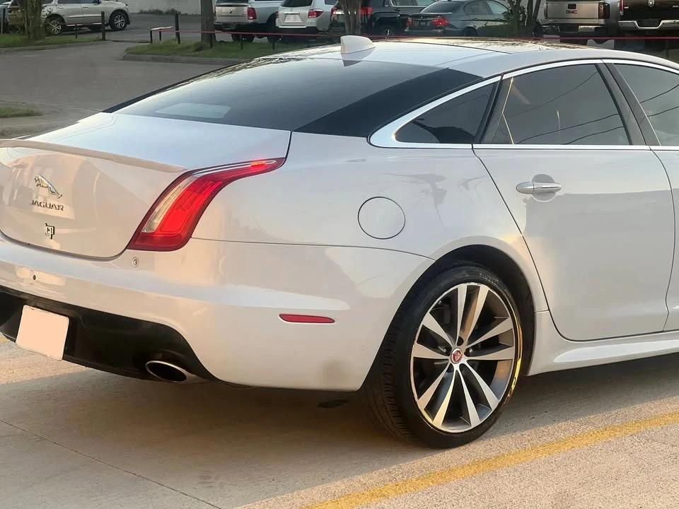 2017 Jaguar X351 XJ - Image 7 of 19
