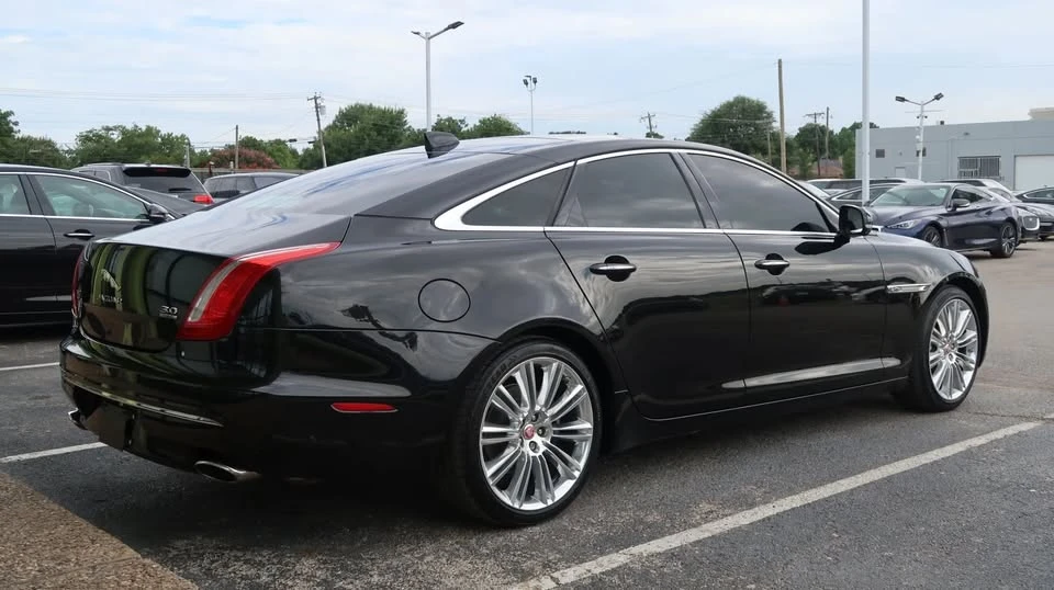 2017 Jaguar X351 XJ - Image 14 of 20